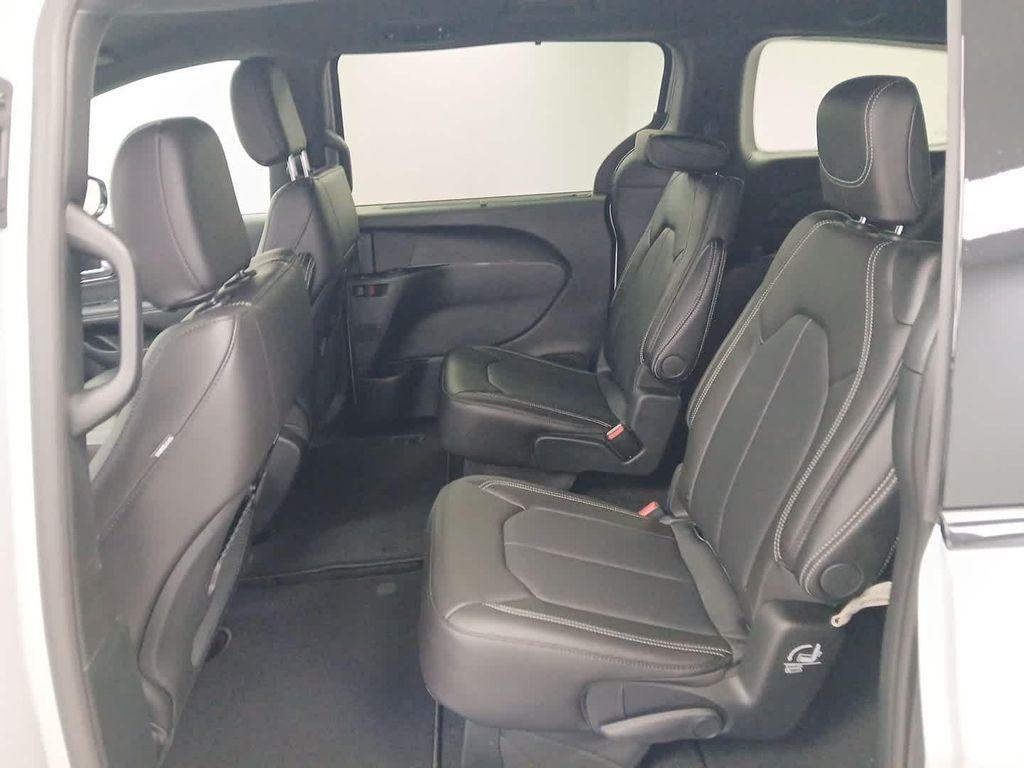 new 2026 Chrysler Pacifica car, priced at $45,605