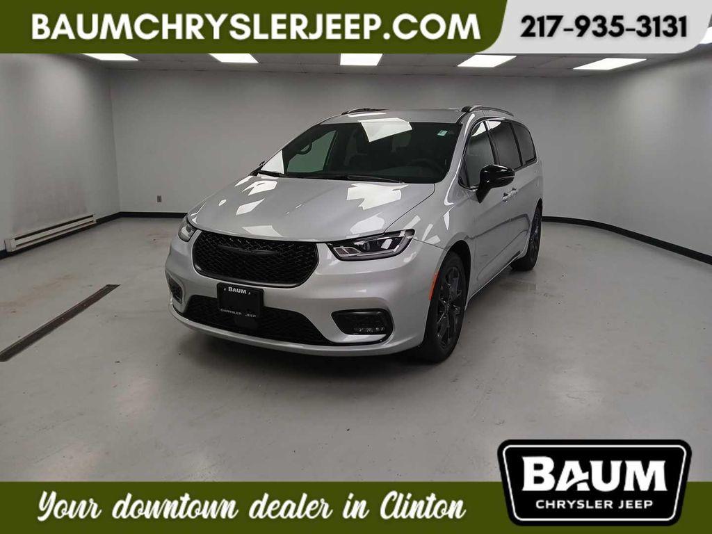 new 2026 Chrysler Pacifica car, priced at $45,605