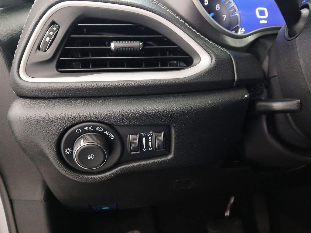 new 2026 Chrysler Pacifica car, priced at $45,605