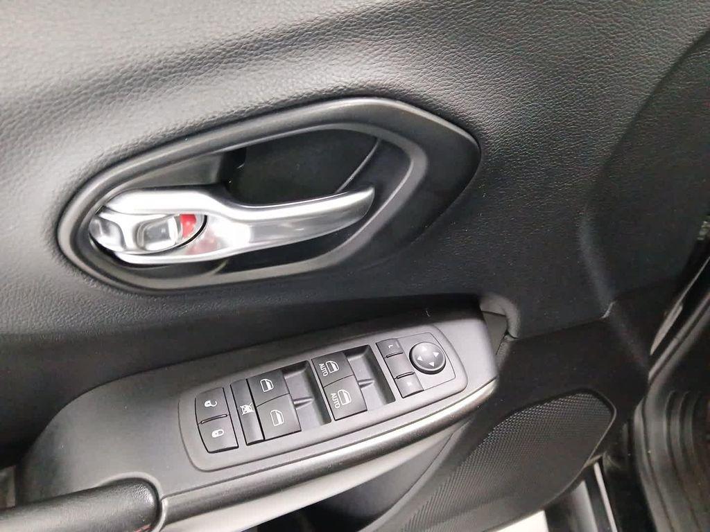 used 2019 Jeep Cherokee car, priced at $20,990