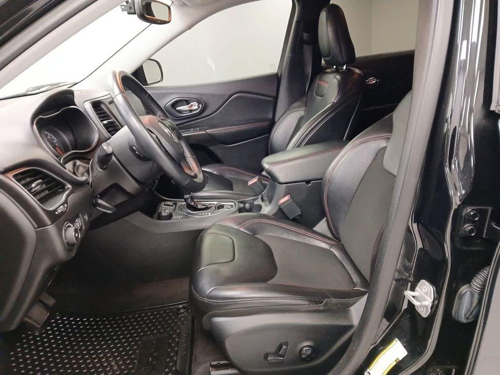 used 2019 Jeep Cherokee car, priced at $20,990