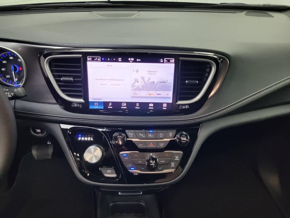 new 2025 Chrysler Pacifica car, priced at $41,225