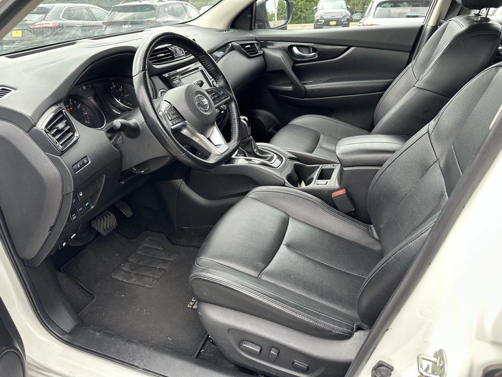 used 2022 Nissan Rogue Sport car, priced at $22,995