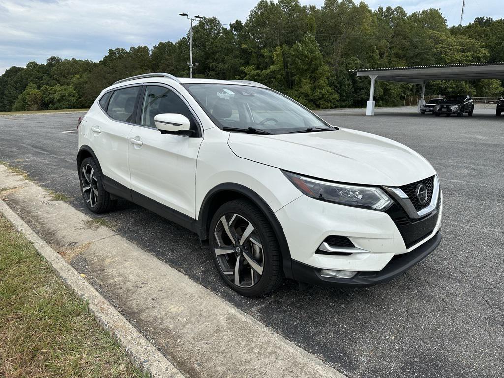 used 2022 Nissan Rogue Sport car, priced at $22,995