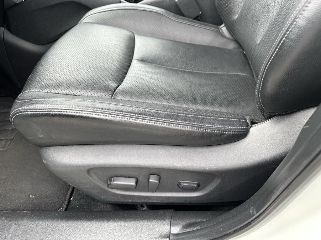 used 2022 Nissan Rogue Sport car, priced at $22,995