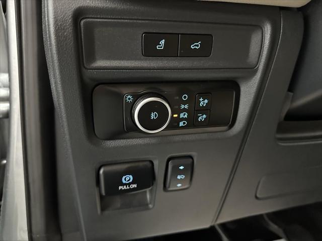 used 2023 Ford Expedition car, priced at $43,907