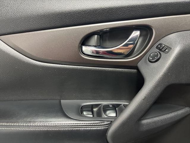 used 2014 Nissan Rogue car, priced at $10,250