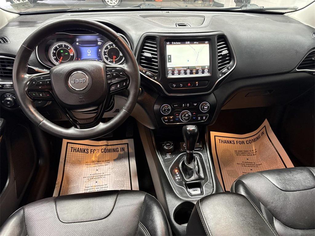 used 2023 Jeep Cherokee car, priced at $22,995