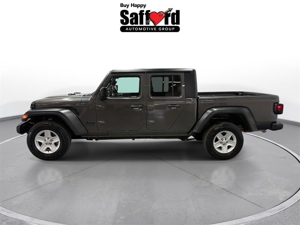 used 2023 Jeep Gladiator car, priced at $29,820