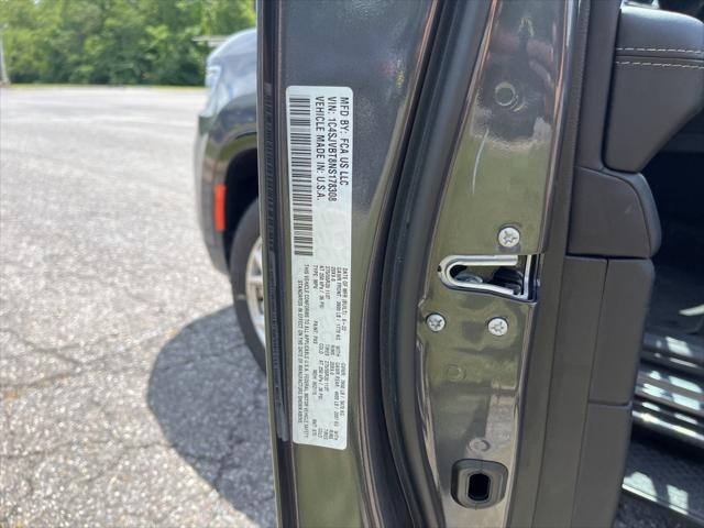 used 2022 Jeep Wagoneer car, priced at $40,820