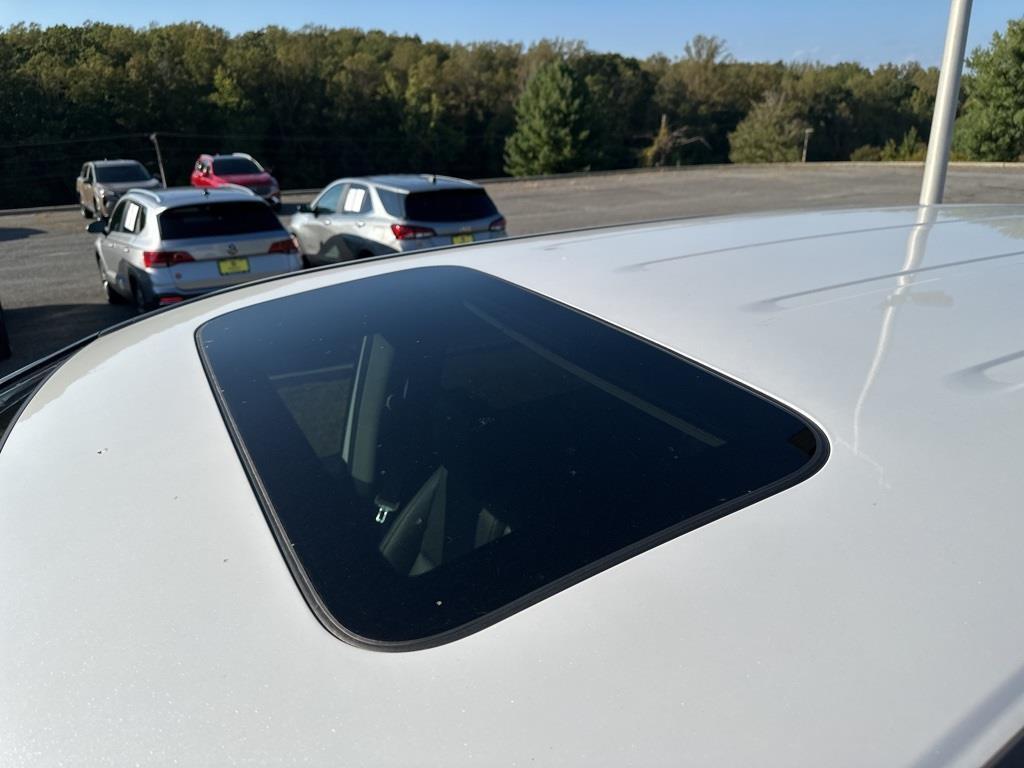 used 2024 Honda Odyssey car, priced at $37,907