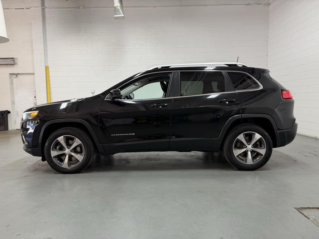 used 2019 Jeep Cherokee car, priced at $14,995