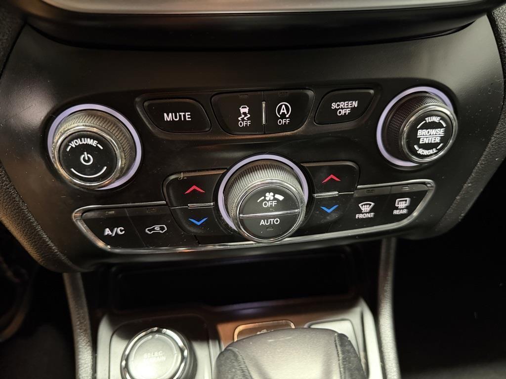 used 2019 Jeep Cherokee car, priced at $14,995