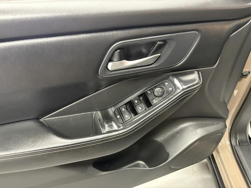 used 2024 Nissan Rogue car, priced at $23,856
