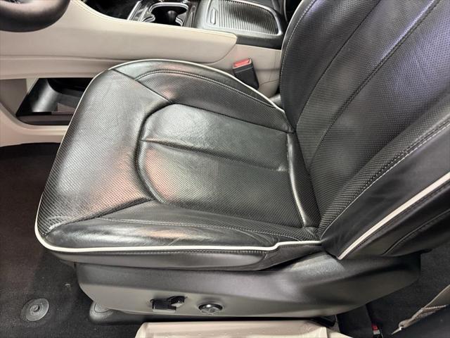 used 2023 Chrysler Pacifica car, priced at $28,995