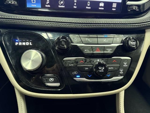 used 2023 Chrysler Pacifica car, priced at $28,995