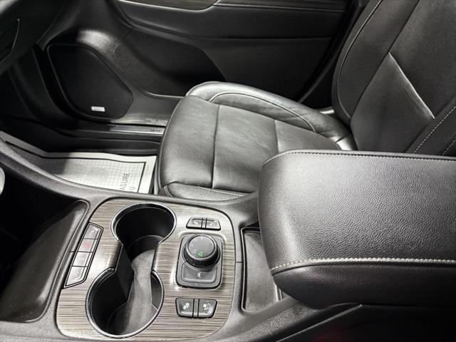 used 2020 GMC Acadia car, priced at $25,699