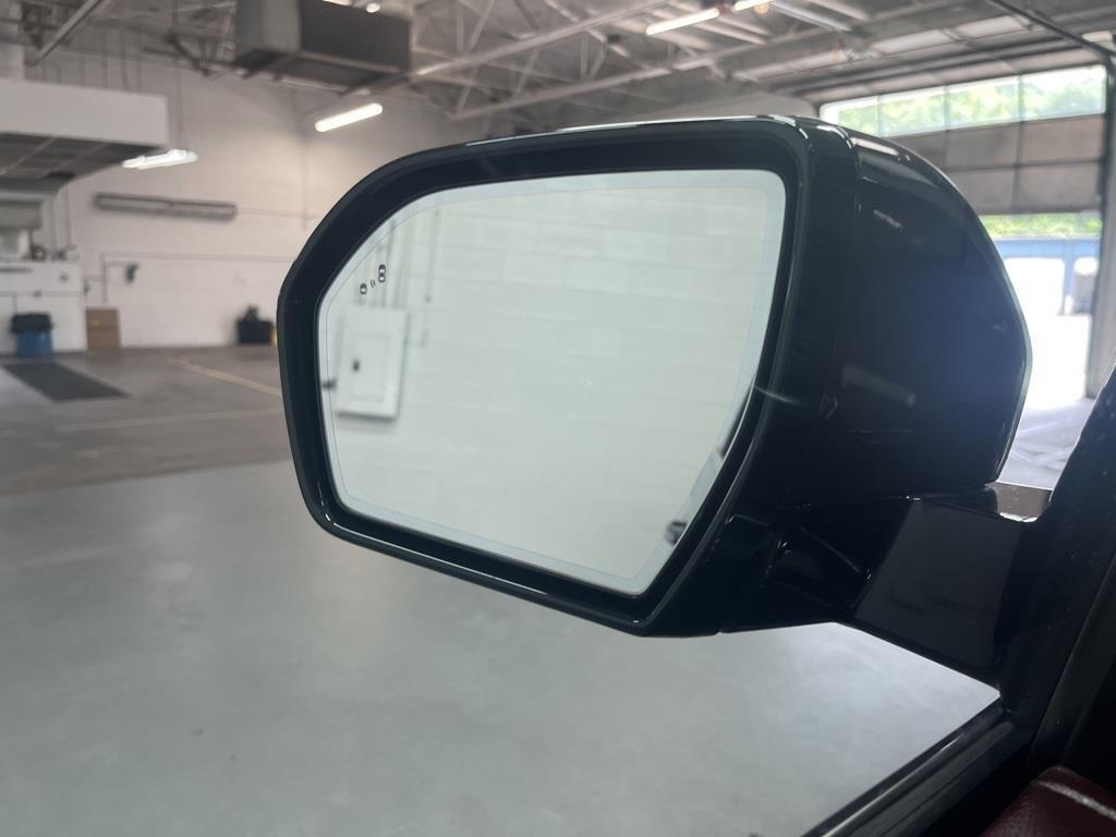 used 2023 Ford Expedition car, priced at $43,450