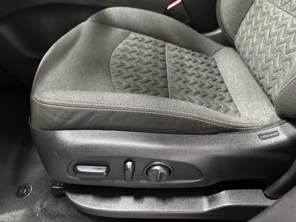 used 2024 Chevrolet Equinox car, priced at $20,950