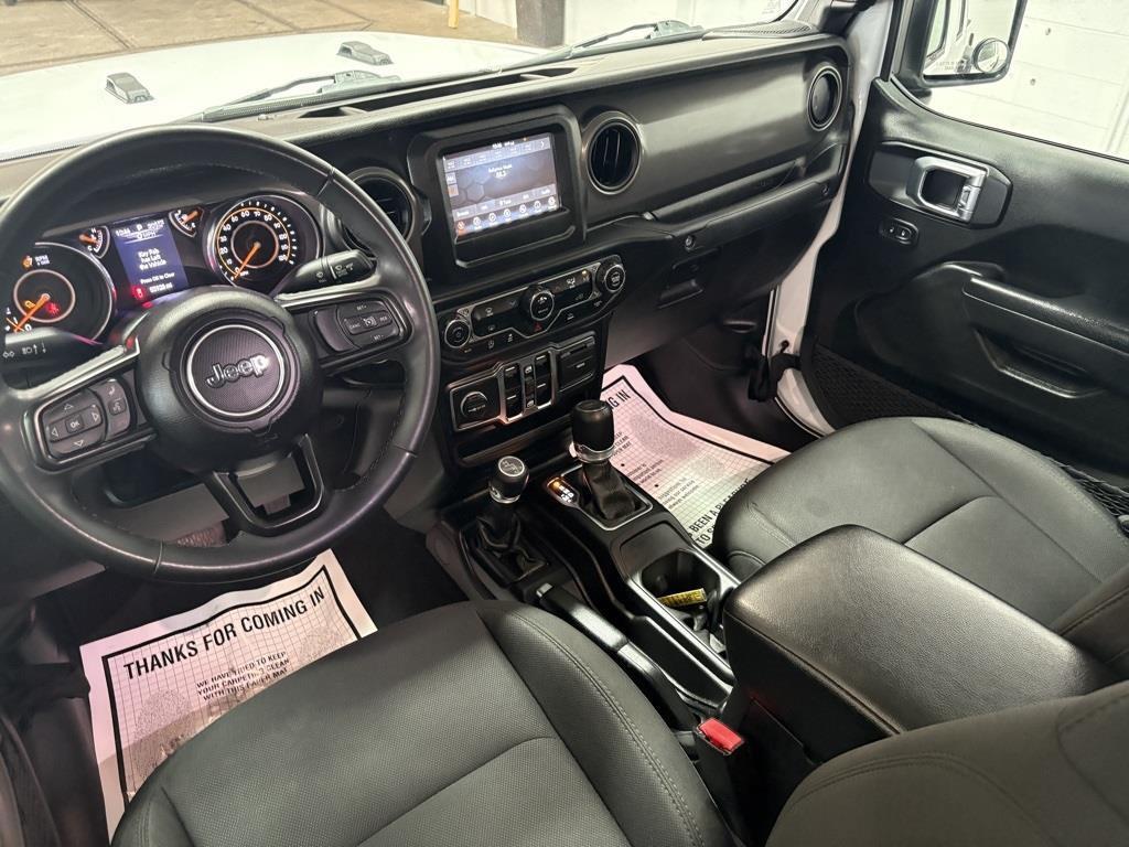 used 2023 Jeep Gladiator car, priced at $31,400