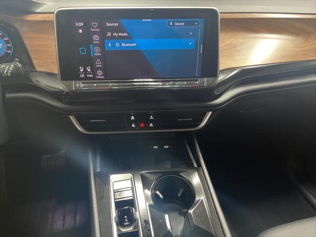used 2025 Volkswagen Atlas car, priced at $38,955