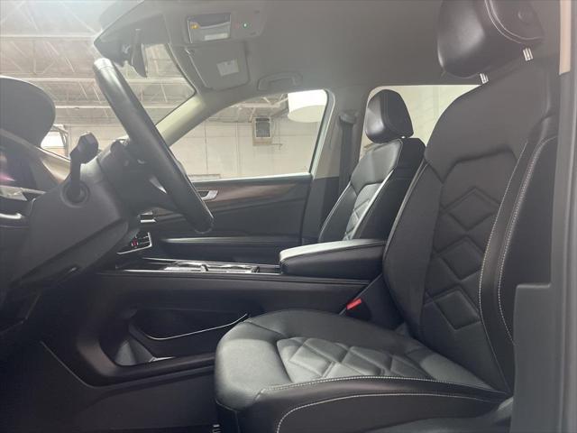 used 2025 Volkswagen Atlas car, priced at $38,955