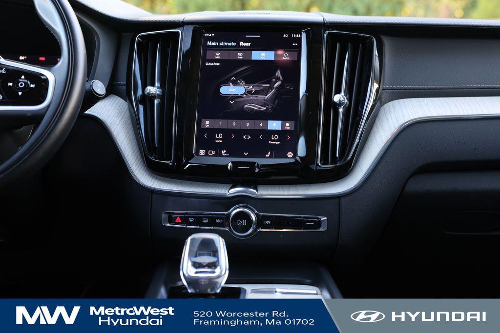 used 2022 Volvo XC60 car, priced at $31,298
