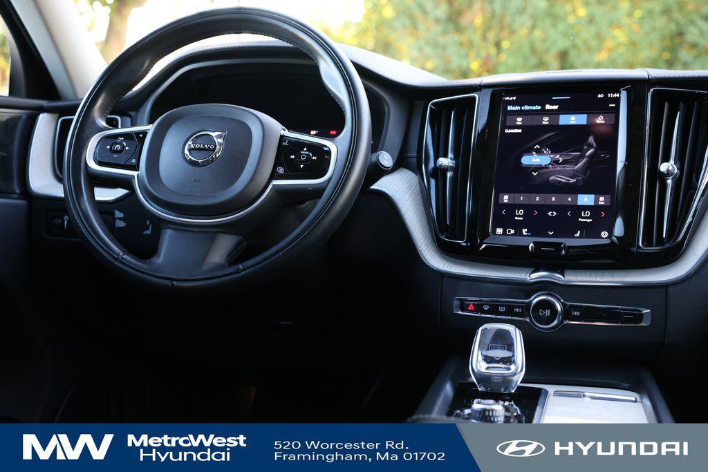 used 2022 Volvo XC60 car, priced at $31,298