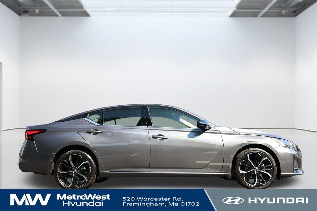 used 2023 Nissan Altima car, priced at $22,998