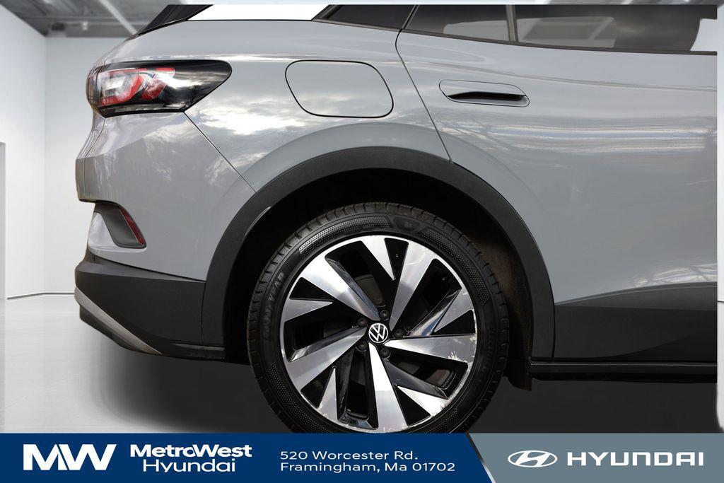used 2022 Volkswagen ID.4 car, priced at $21,998
