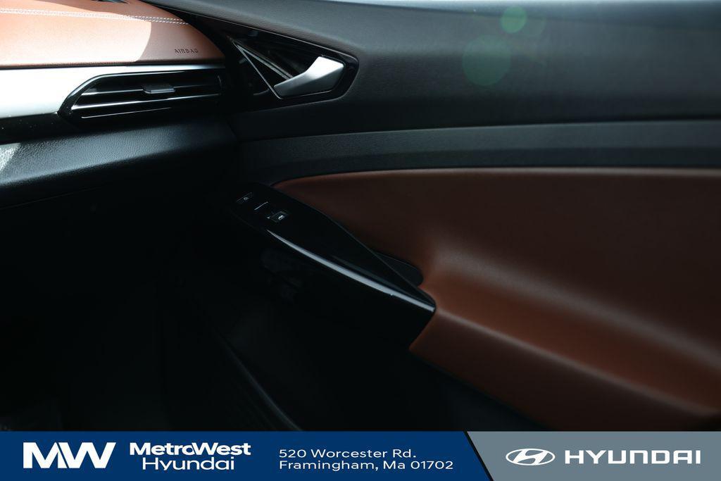 used 2022 Volkswagen ID.4 car, priced at $21,998