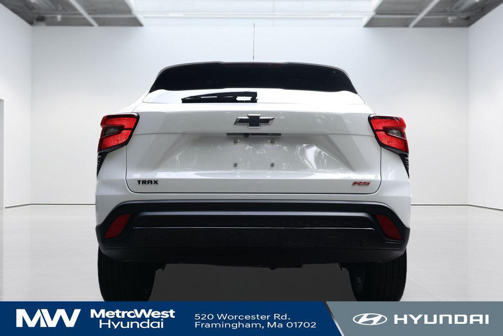 used 2024 Chevrolet Trax car, priced at $22,998