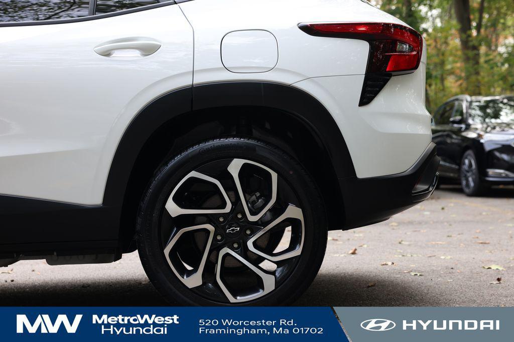 used 2024 Chevrolet Trax car, priced at $22,998