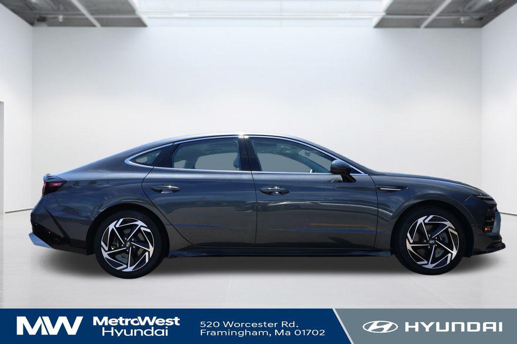 used 2024 Hyundai Sonata car, priced at $23,298