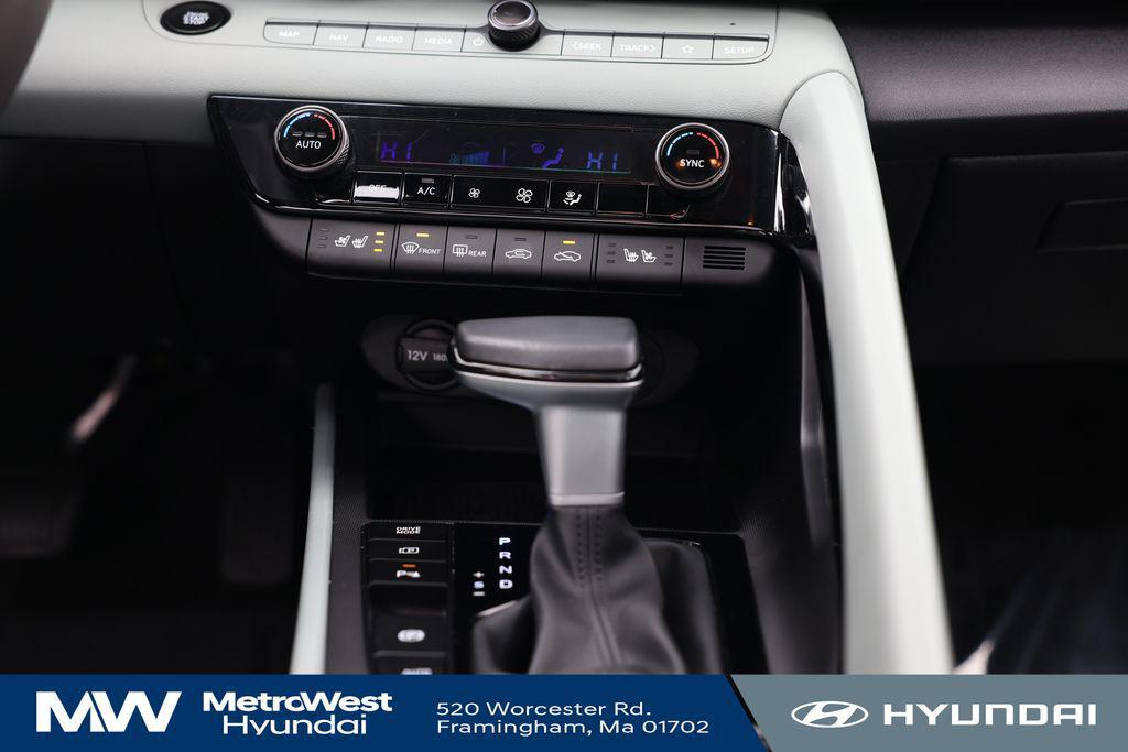 used 2024 Hyundai ELANTRA HEV car, priced at $23,998