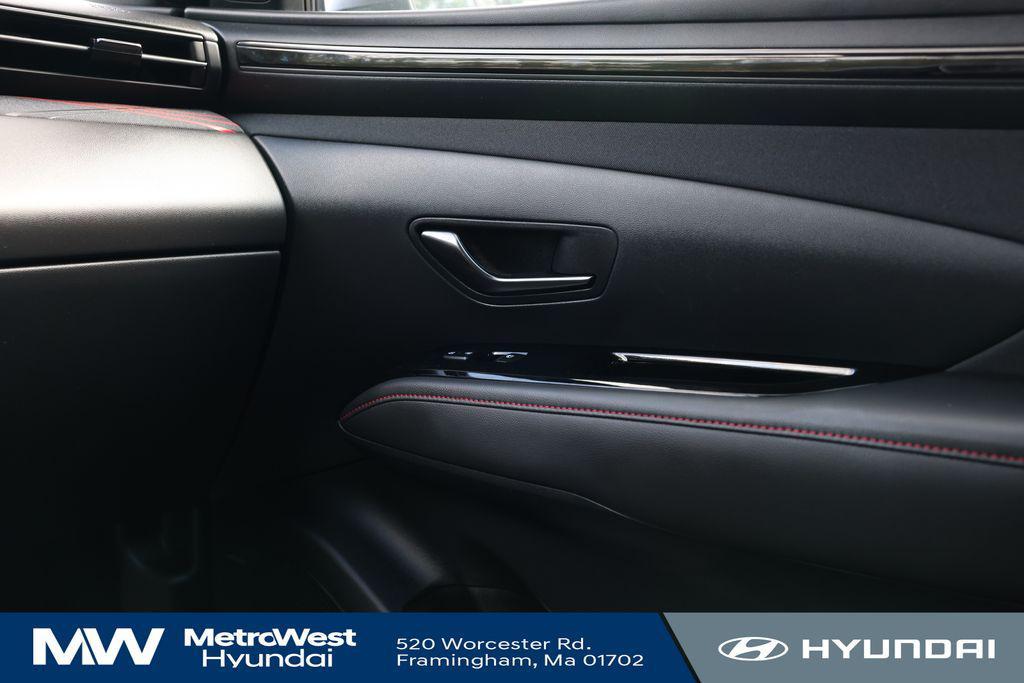 used 2024 Hyundai TUCSON Hybrid car, priced at $30,170