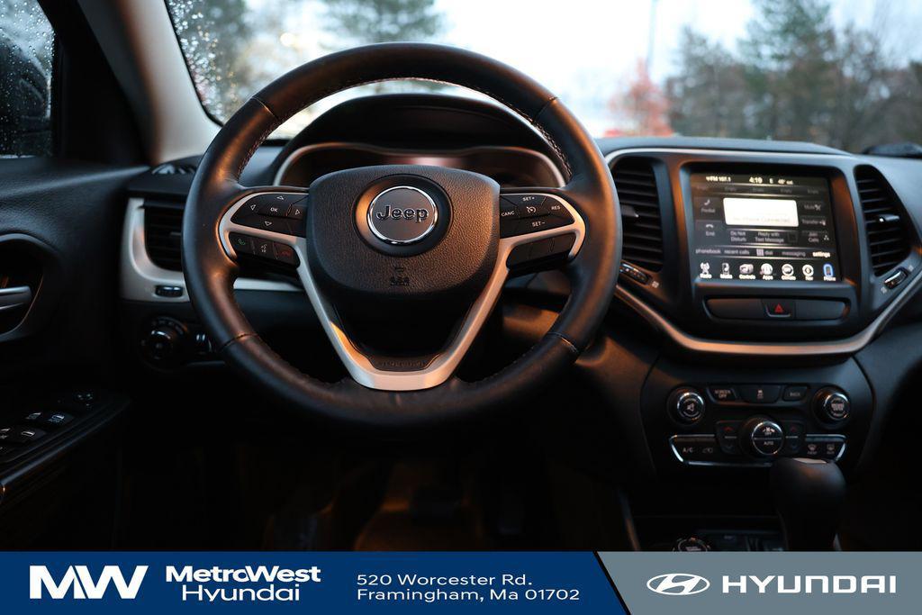 used 2015 Jeep Cherokee car, priced at $13,649