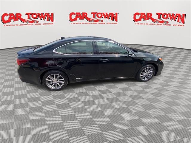 used 2016 Lexus ES 300h car, priced at $23,291