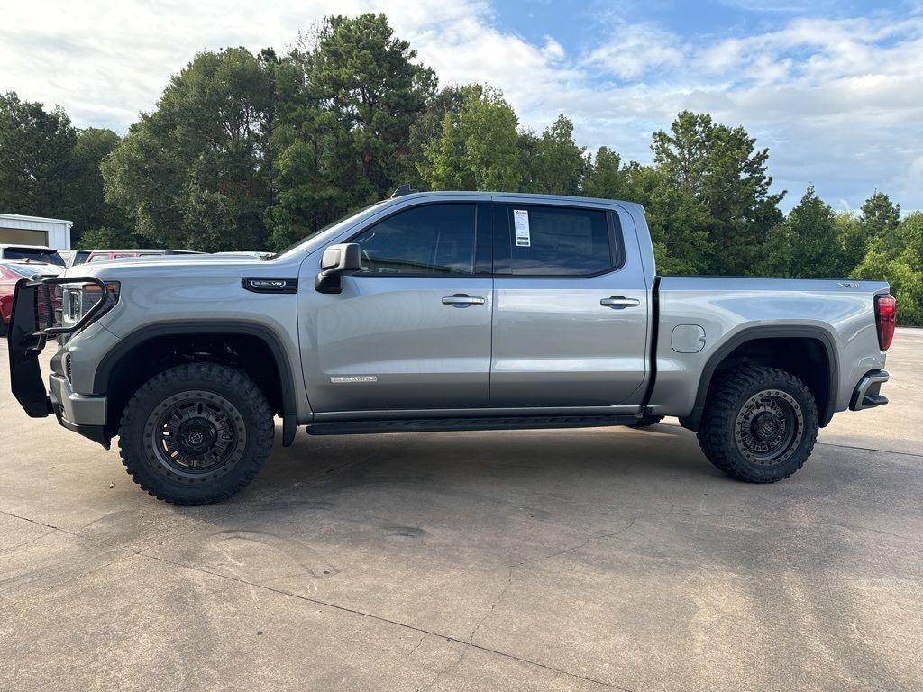 new 2024 GMC Sierra 1500 car, priced at $53,195