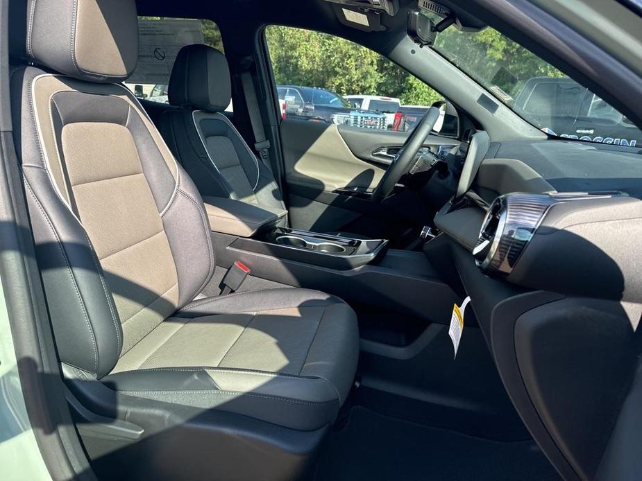 new 2025 Chevrolet Equinox car, priced at $33,165