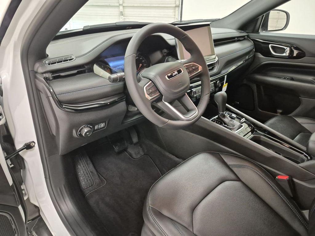 new 2025 Jeep Compass car, priced at $31,010