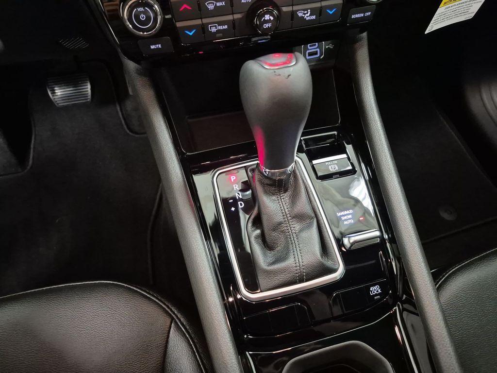 new 2025 Jeep Compass car, priced at $31,010