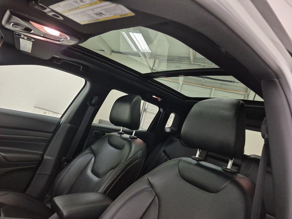 new 2025 Jeep Compass car, priced at $31,010