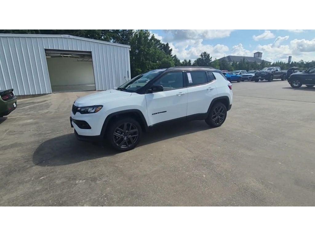 new 2025 Jeep Compass car, priced at $31,010