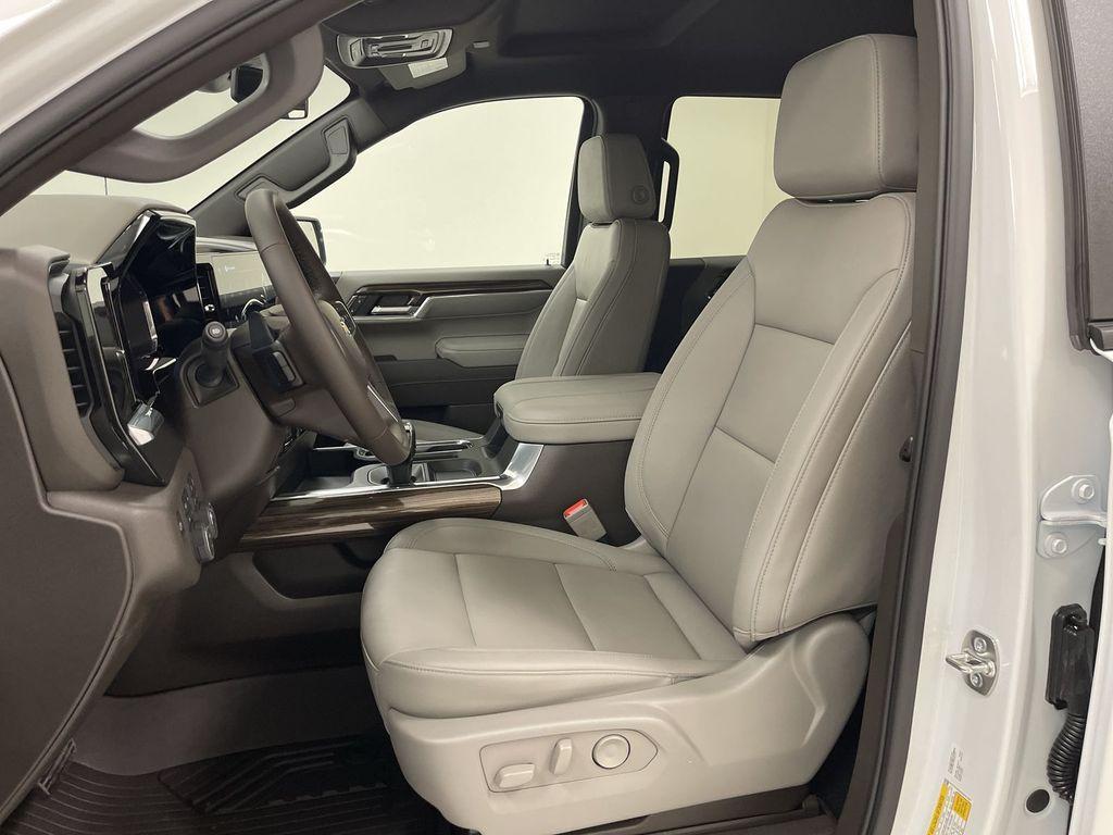 new 2025 Chevrolet Silverado 1500 car, priced at $54,495