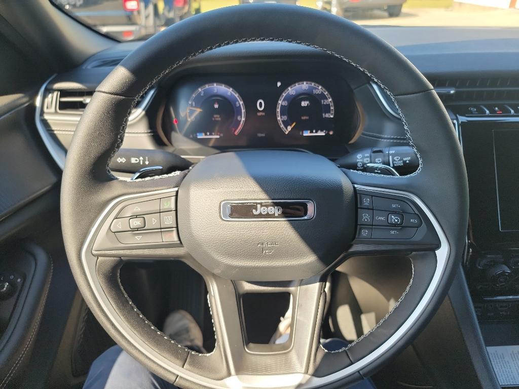 new 2025 Jeep Grand Cherokee L car, priced at $44,670