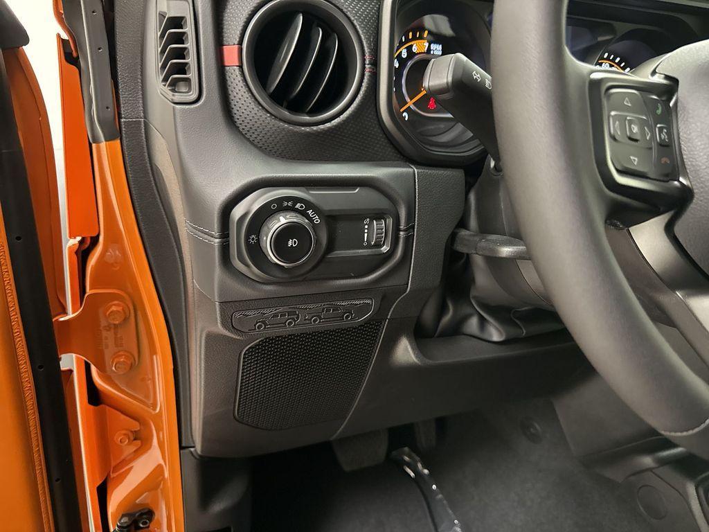new 2025 Jeep Wrangler car, priced at $60,520