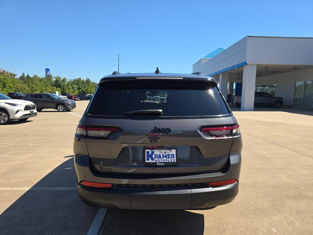 new 2025 Jeep Grand Cherokee L car, priced at $42,670