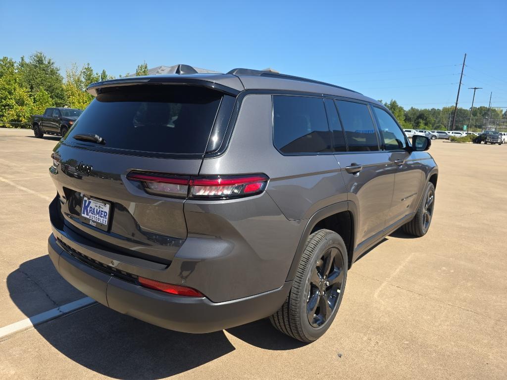 new 2025 Jeep Grand Cherokee L car, priced at $42,670