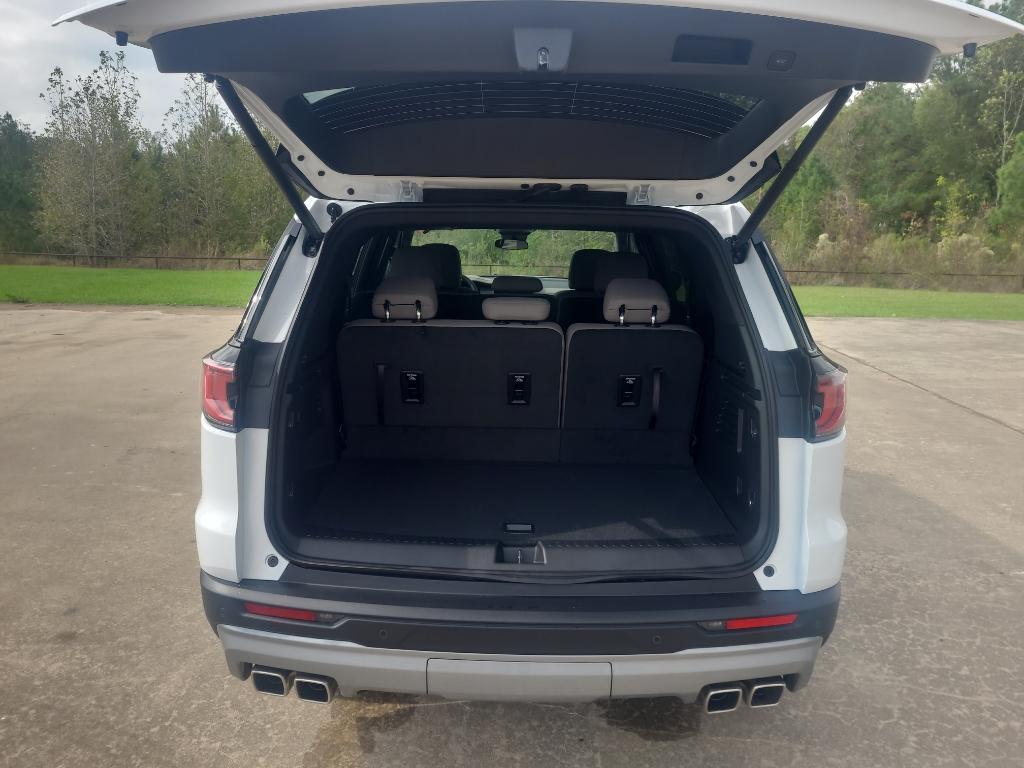 new 2025 GMC Acadia car, priced at $39,996